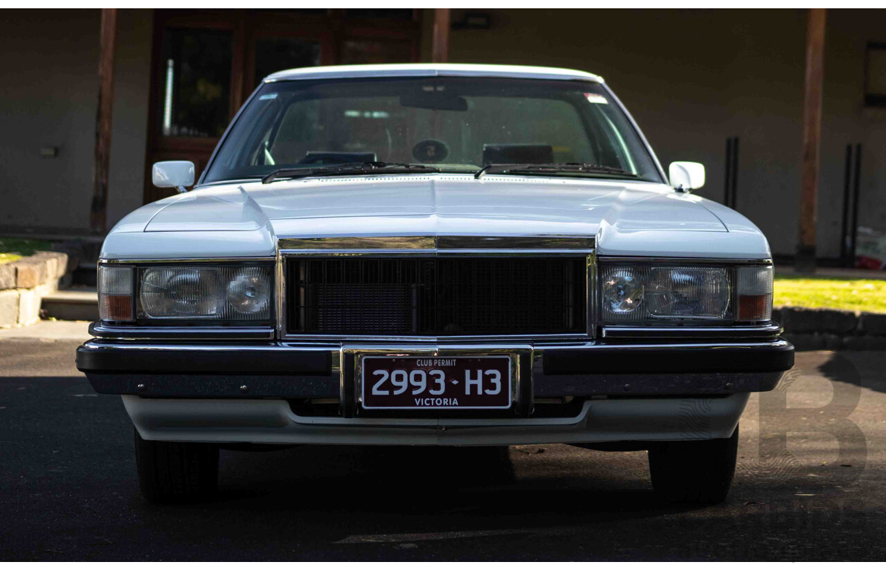 2/1974 Holden HQ 1 Tonne Tray Back White 5.0L V8