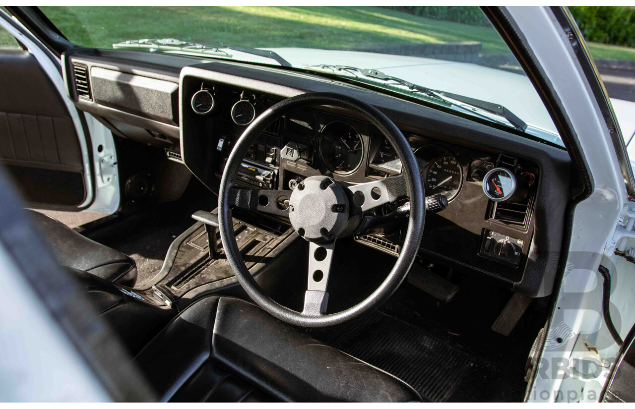 2/1974 Holden HQ 1 Tonne Tray Back White 5.0L V8