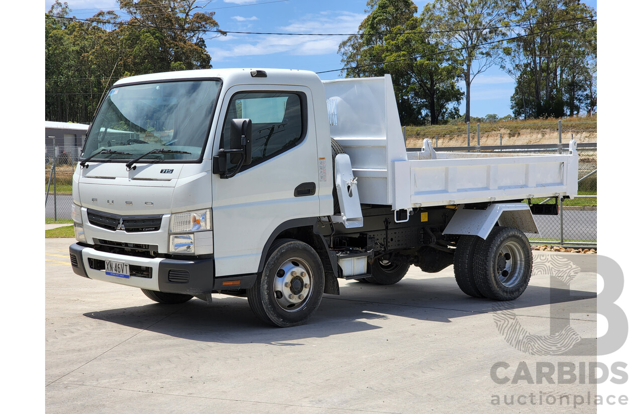 12/2017 Mitsubishi Canter Fuso 715 Tipper Truck 2d White 3.0L Turbo Diesel