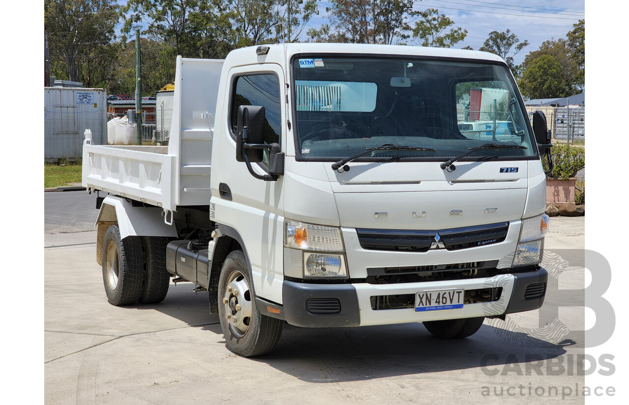 12/2017 Mitsubishi Canter Fuso 715 Tipper Truck 2d White 3.0L Turbo Diesel