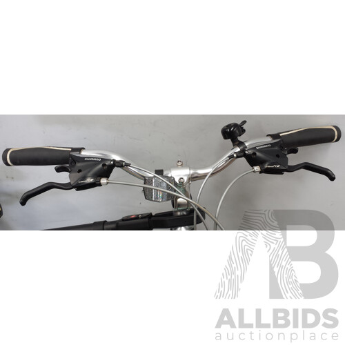 Giant Cypress LX W 27 Speed Hybrid Bike