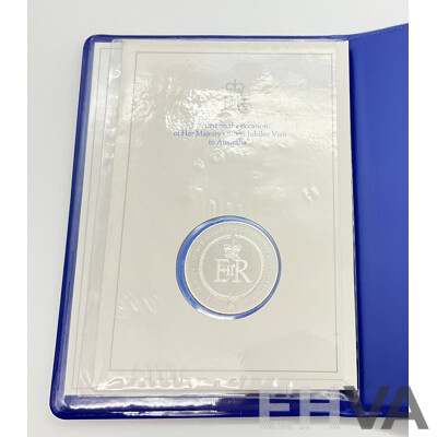 Franklin Mint Australian 1977 Silver Jubilee Visit Commemorative Issue Coin and Stamp Folder