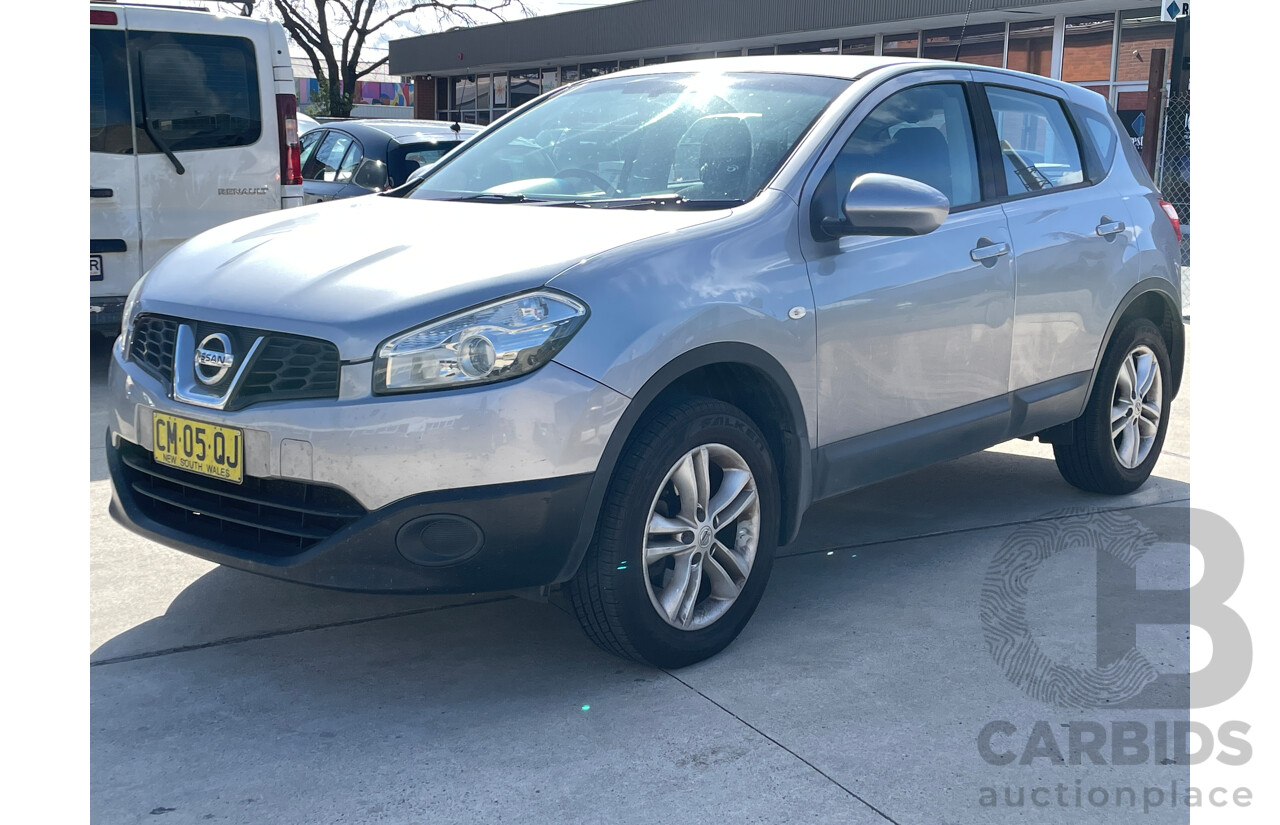 10/2013 Nissan Dualis ST (4x2) J10 MY13 4d Wagon Grey 2.0L