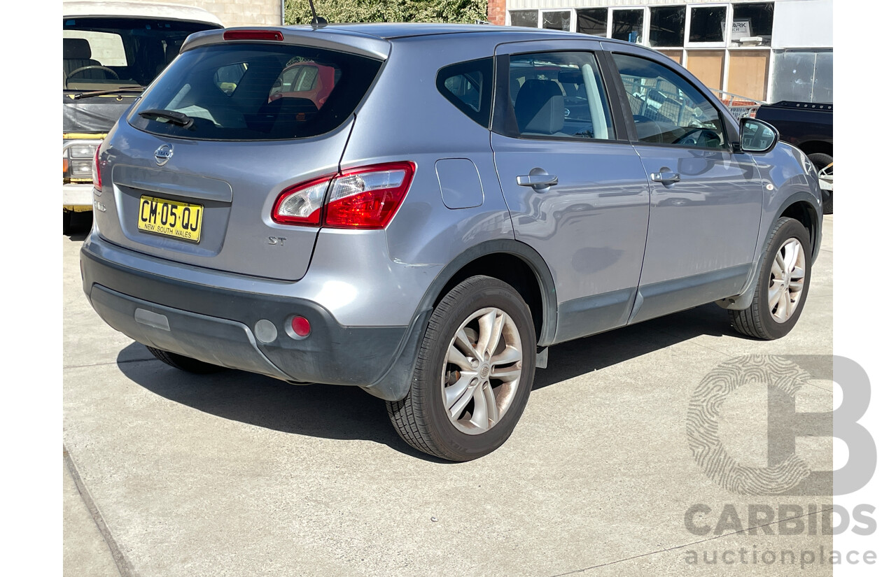 10/2013 Nissan Dualis ST (4x2) J10 MY13 4d Wagon Grey 2.0L