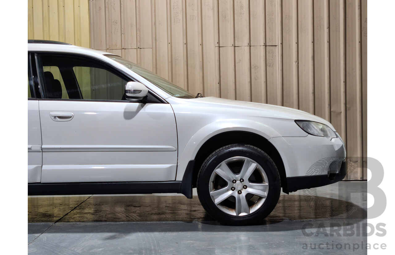 9/2007 Subaru Outback 2.5i MY07 4d Wagon Pearl White 2.5L