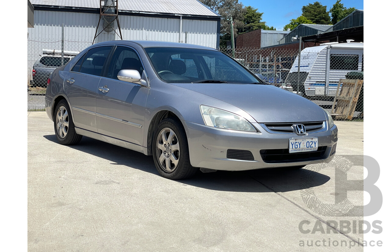 10/2005 Honda Accord V6 40 4d Sedan Silver 3.0L