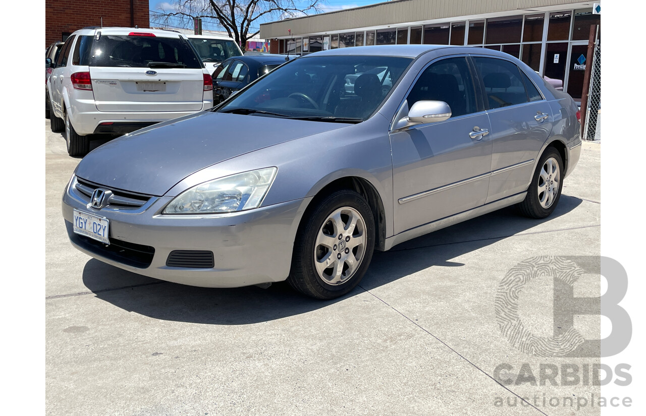 10/2005 Honda Accord V6 40 4d Sedan Silver 3.0L