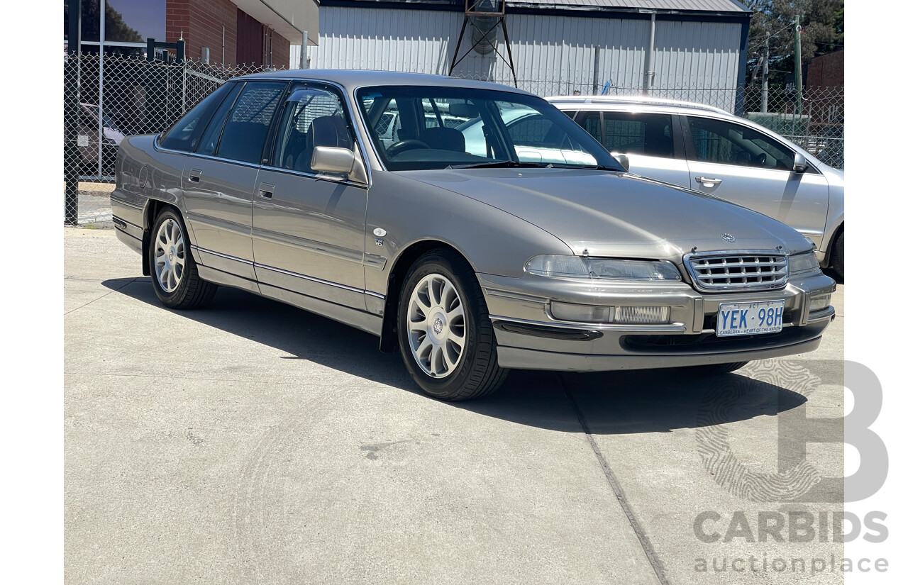 11/1998 Holden Statesman V6 VSIII 4d Sedan Gold 3.8L