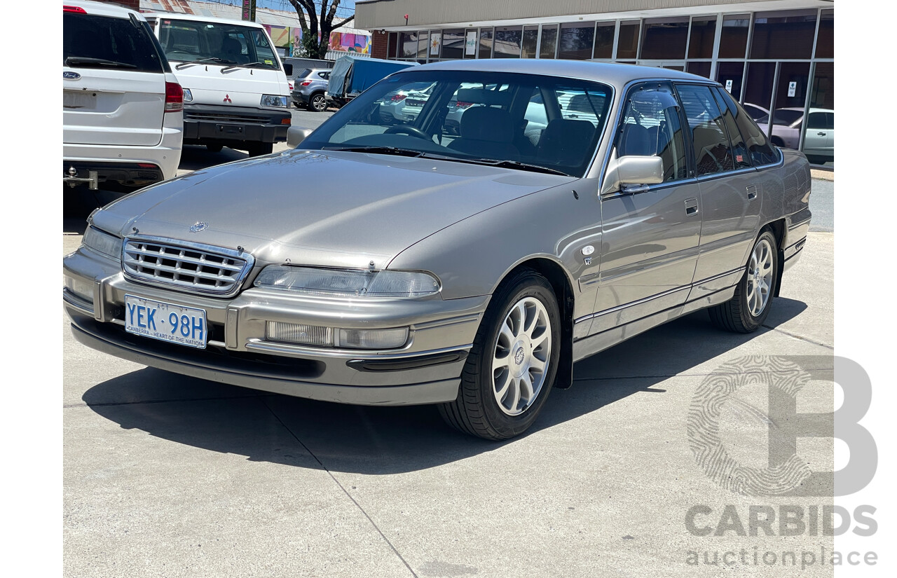 11/1998 Holden Statesman V6 VSIII 4d Sedan Gold 3.8L