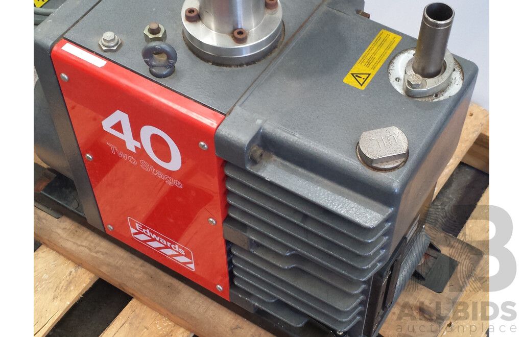 Edwards E2M40 Rotary Vane Dual Stage Mechanical Vacuum Pump