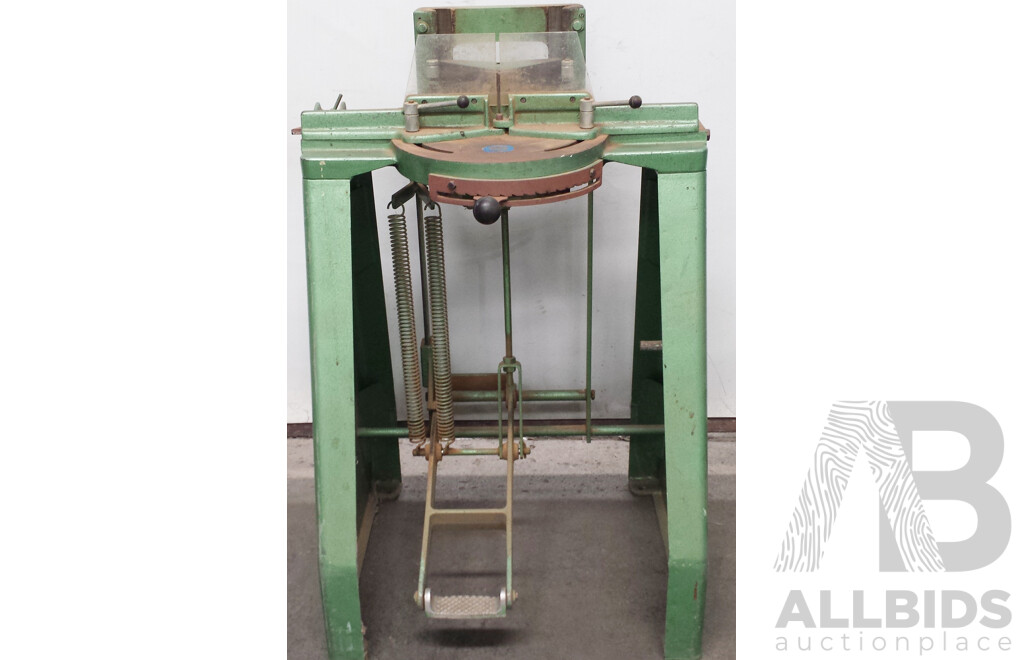 Rammefabriken Jyden Miter Frame Cutter