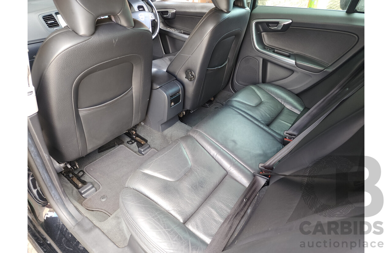 11/2011 Volvo V60 T4 F MY12 4d Wagon Black 1.6L Turbo