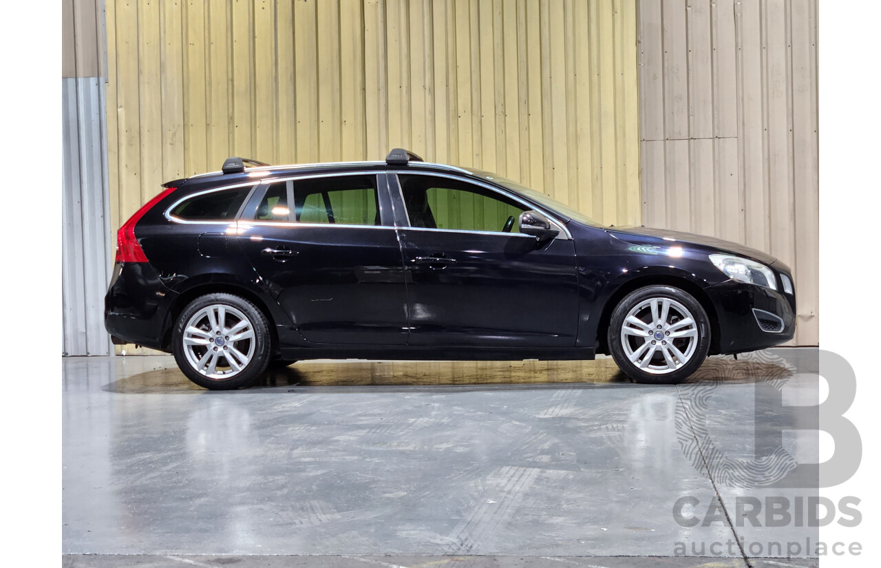 11/2011 Volvo V60 T4 F MY12 4d Wagon Black 1.6L Turbo