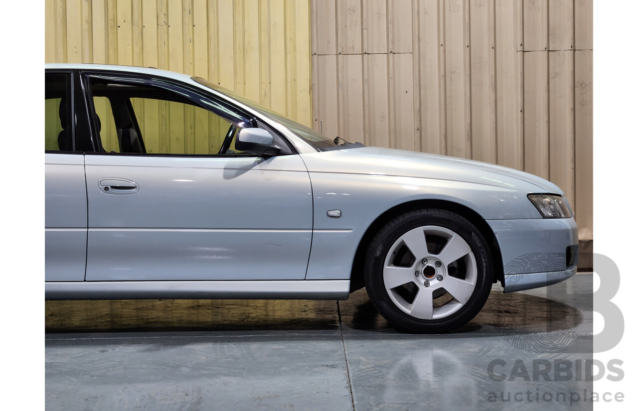 4/2006 Holden Commodore SVZ VZ MY06 4d Sedan Metallic Silver 3.6L