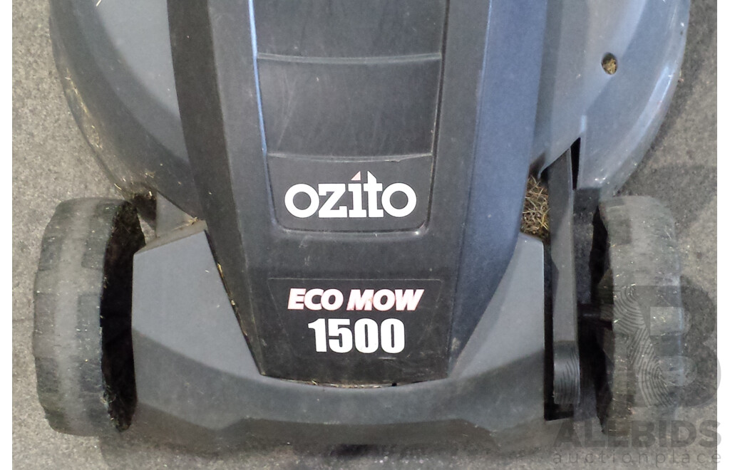Ozito Electric Lawn Mower With Catcher