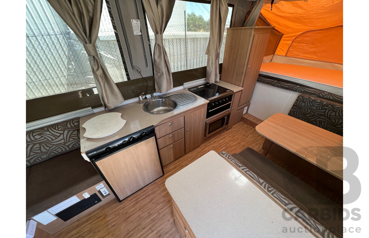 04/2013 Jayco Swan Popup Caravan