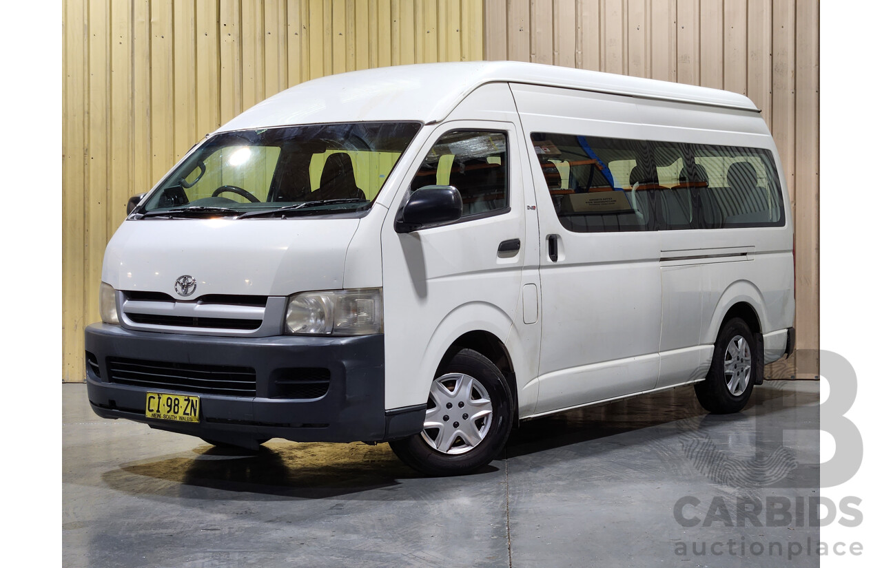 4/2007 Toyota Hiace Commuter KDH223R MY07 Bus White 3.0L Turbo Diesel - 12 Seater