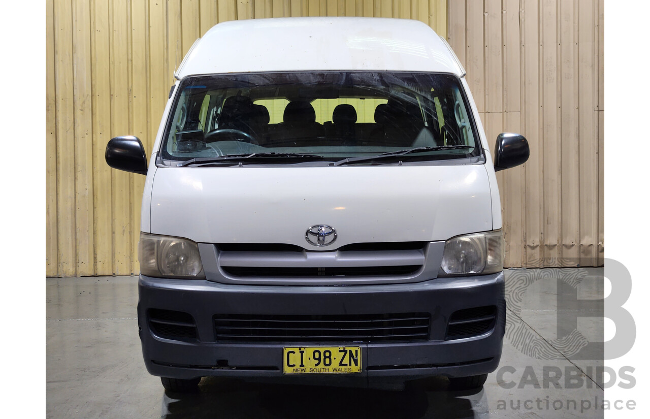 4/2007 Toyota Hiace Commuter KDH223R MY07 Bus White 3.0L Turbo Diesel - 12 Seater