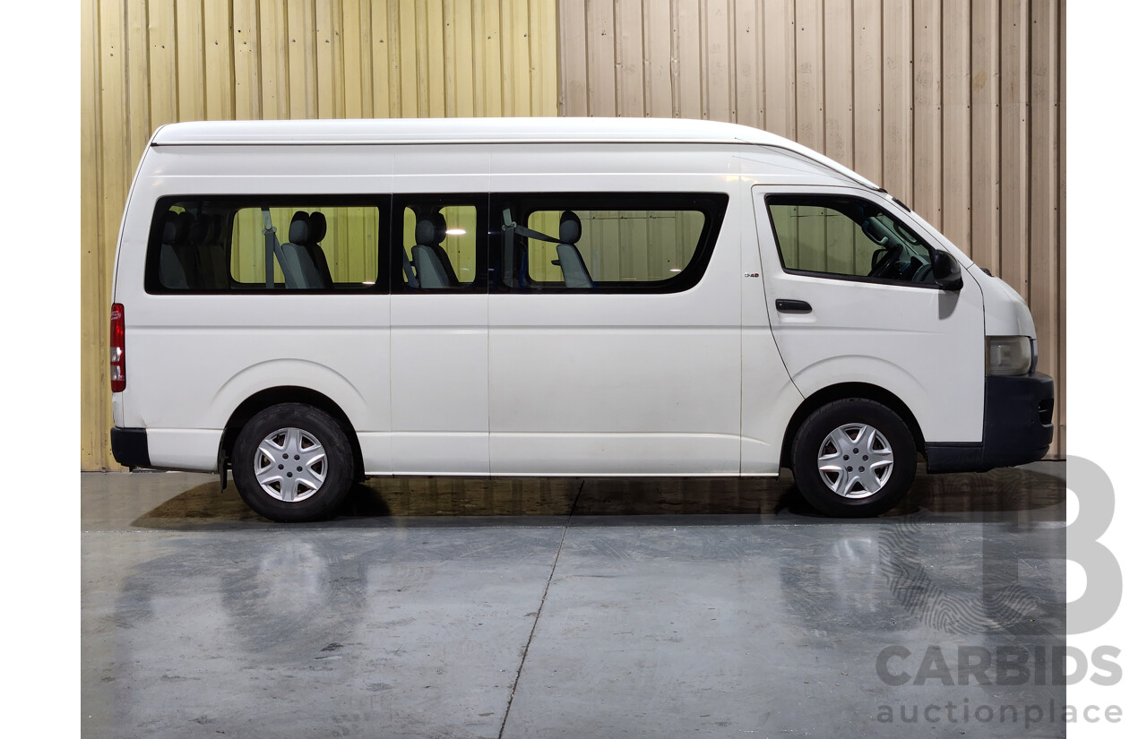 4/2007 Toyota Hiace Commuter KDH223R MY07 Bus White 3.0L Turbo Diesel - 12 Seater