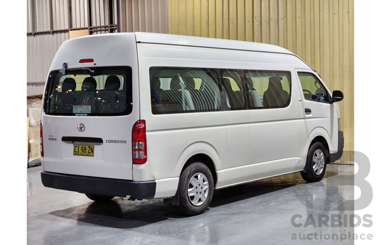 4/2007 Toyota Hiace Commuter KDH223R MY07 Bus White 3.0L Turbo Diesel - 12 Seater