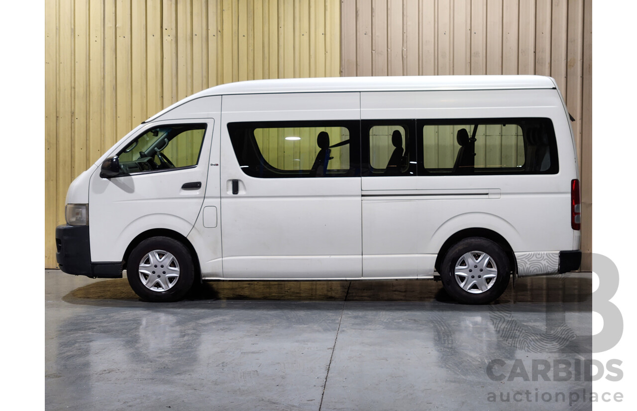 4/2007 Toyota Hiace Commuter KDH223R MY07 Bus White 3.0L Turbo Diesel - 12 Seater