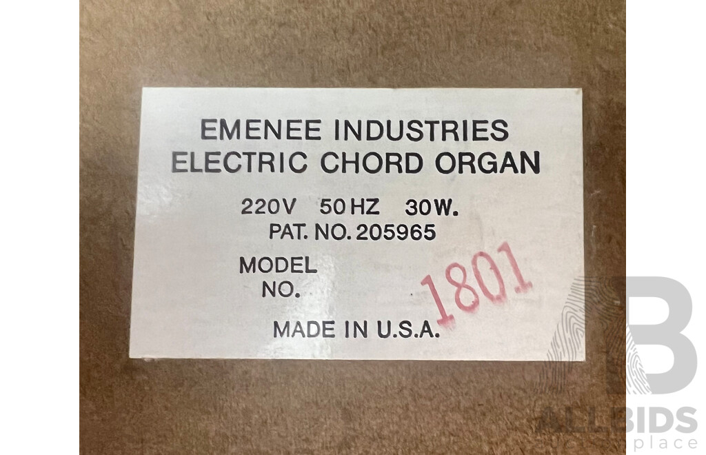 Emenee Industries Electric Chord Organ Model No. 1801 U.S.A.