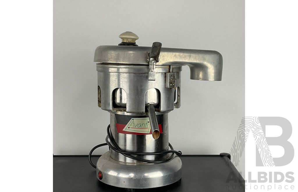 Avanti Commercial Juicer