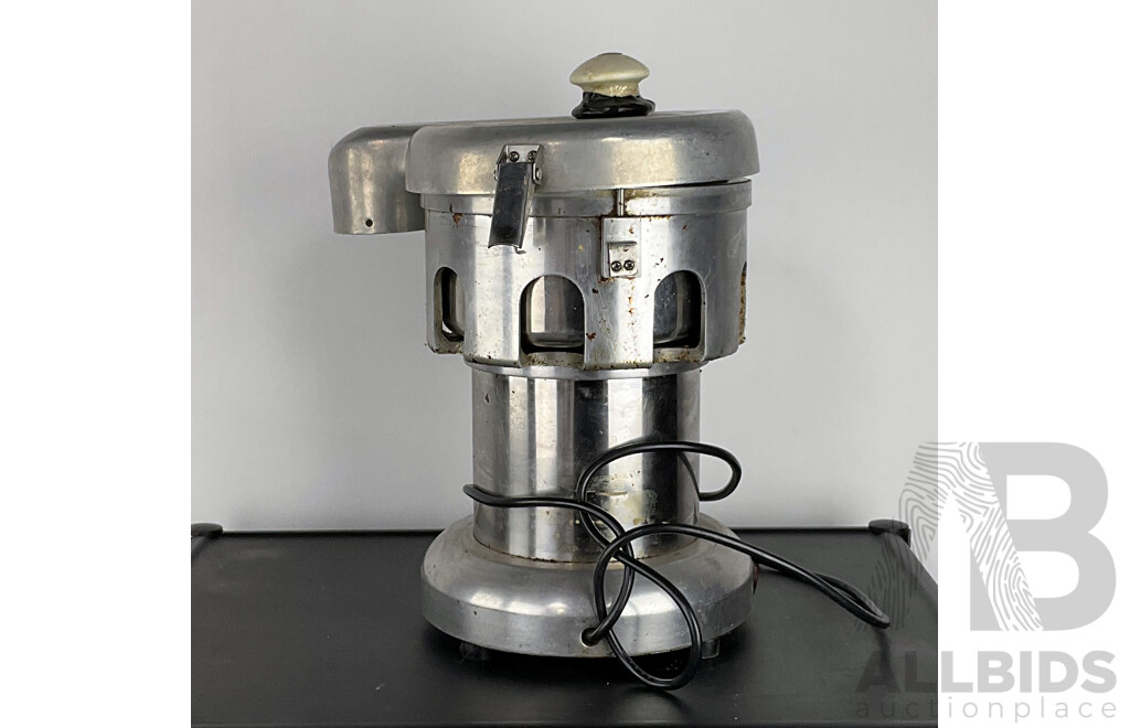 Avanti Commercial Juicer