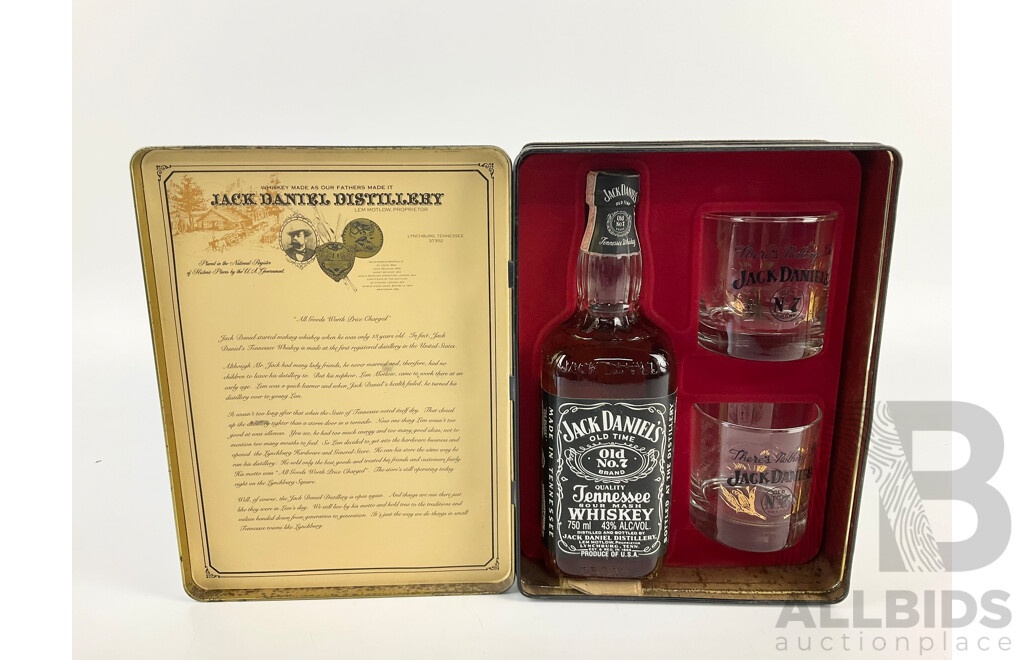 Jack Daniels Old No 7 Old Time Tennesee Whiskey, 750ml Bottle with Pair Tumblers in Original Presentation Tin