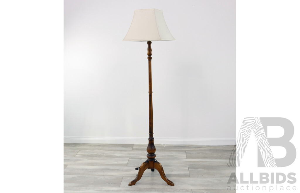 Vintage Turned Standard Lamp with Cabriole Legs