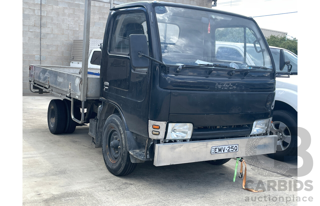 CP 6/2001 Nissan Altas H41 Truck Black 3.0L - 1993 Build
