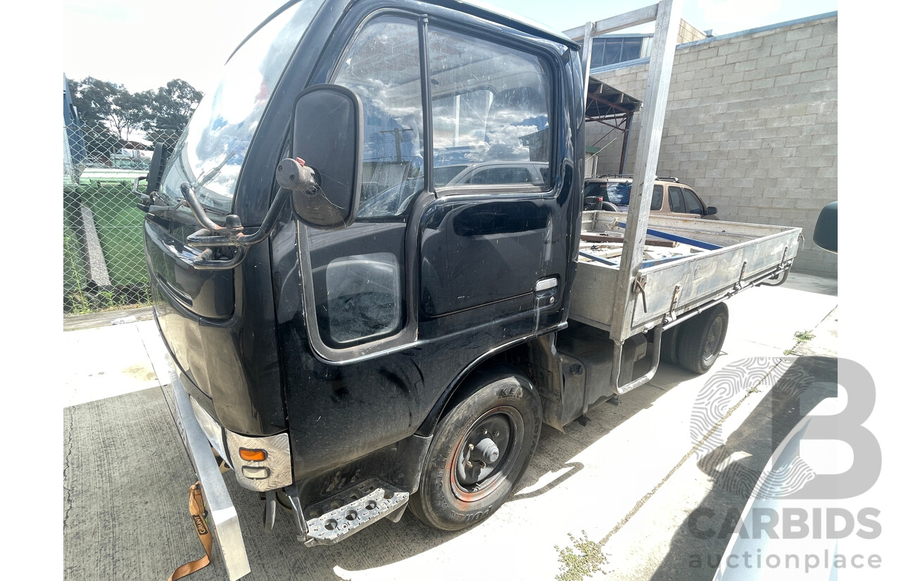 CP 6/2001 Nissan Altas H41 Truck Black 3.0L - 1993 Build