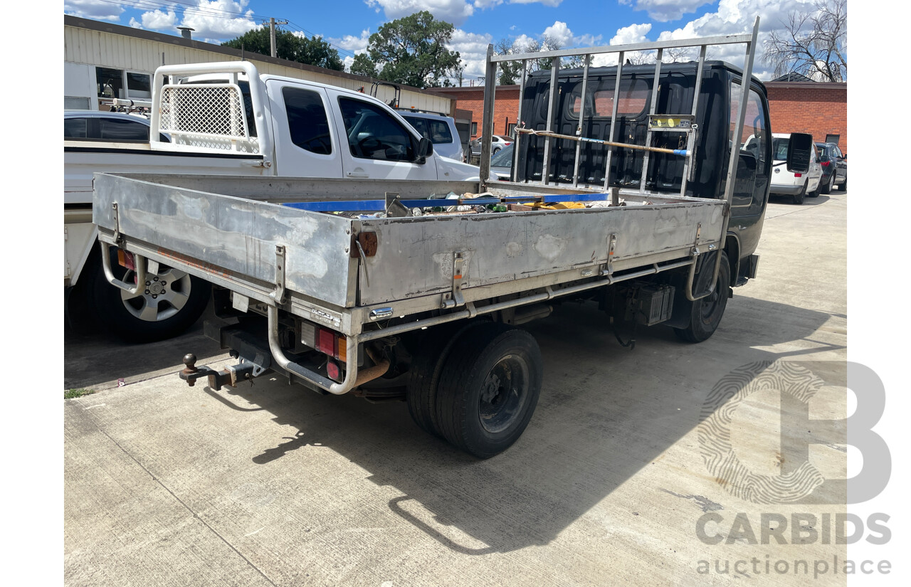 CP 6/2001 Nissan Altas H41 Truck Black 3.0L - 1993 Build