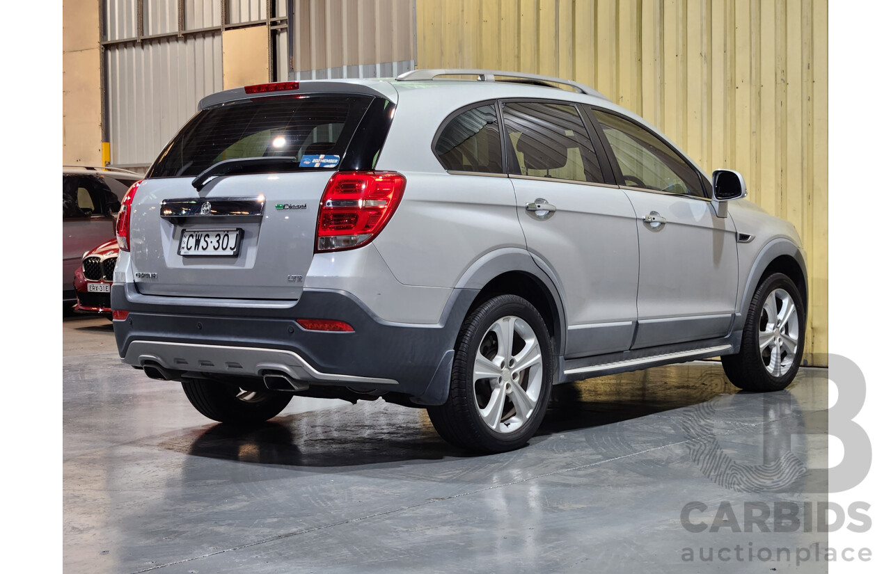 10/2014 Holden Captiva 7 LTZ (AWD) CG MY15 4d Wagon Silver 2.2L Turbo Diesel - 7 Seater