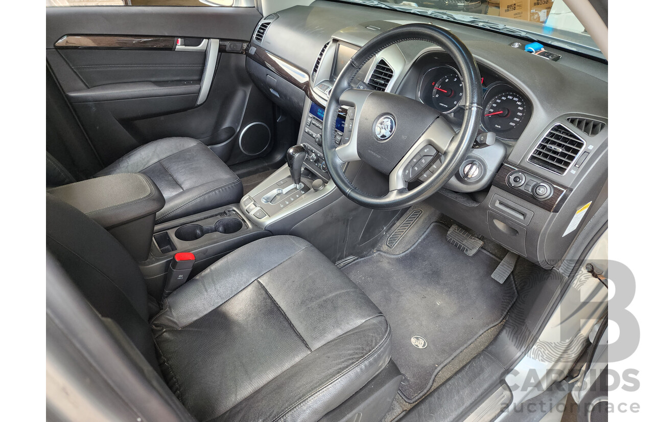 10/2014 Holden Captiva 7 LTZ (AWD) CG MY15 4d Wagon Silver 2.2L Turbo Diesel - 7 Seater