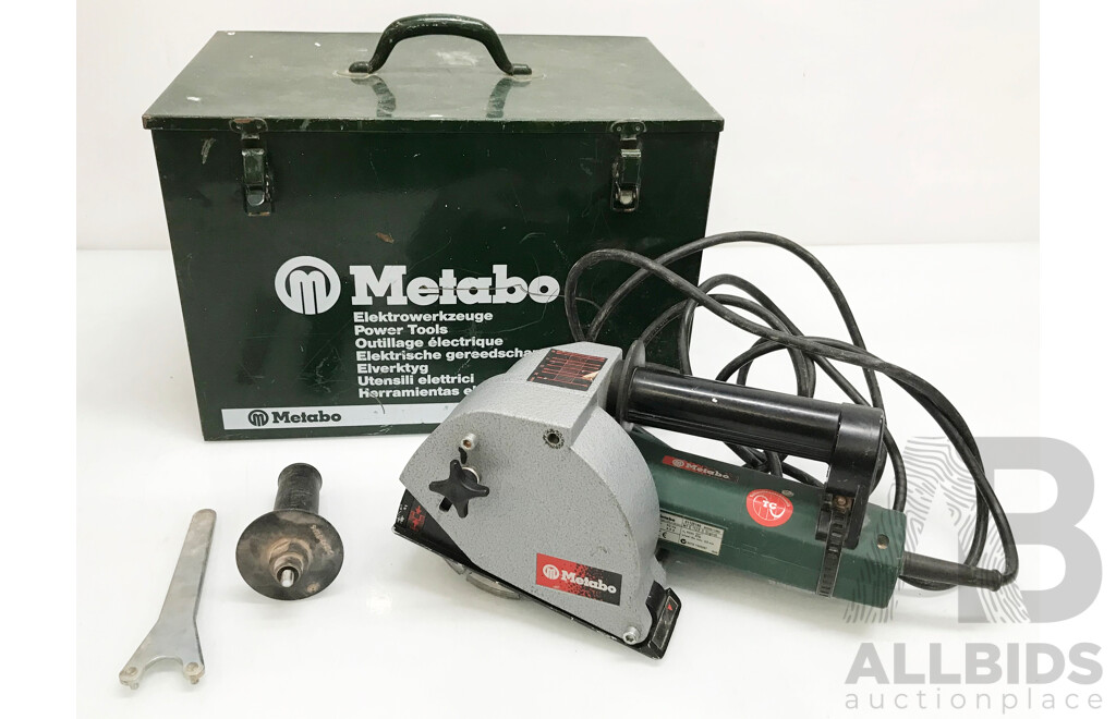 Metabo Corded Wall Chaser with Metal Case