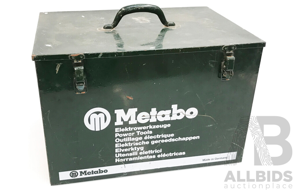 Metabo Corded Wall Chaser with Metal Case