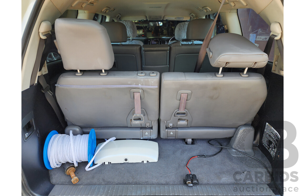 9/2011 Toyota Landcruiser Altitude SE VDJ200R 4d Wagon White 4.5L V8 Turbo Diesel - 8 Seater