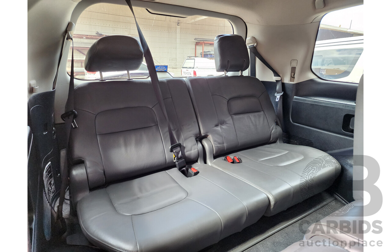9/2011 Toyota Landcruiser Altitude SE VDJ200R 4d Wagon White 4.5L V8 Turbo Diesel - 8 Seater