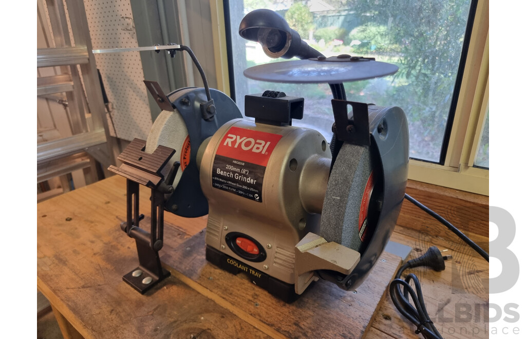 Ryobi HBG825B 200mm Bench Grinder