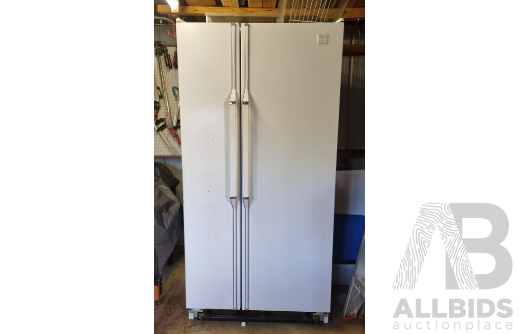 Whirlpool 6ED22PKXEW00 Upright Two-Door 638 Litre Rerigerator and Freezer