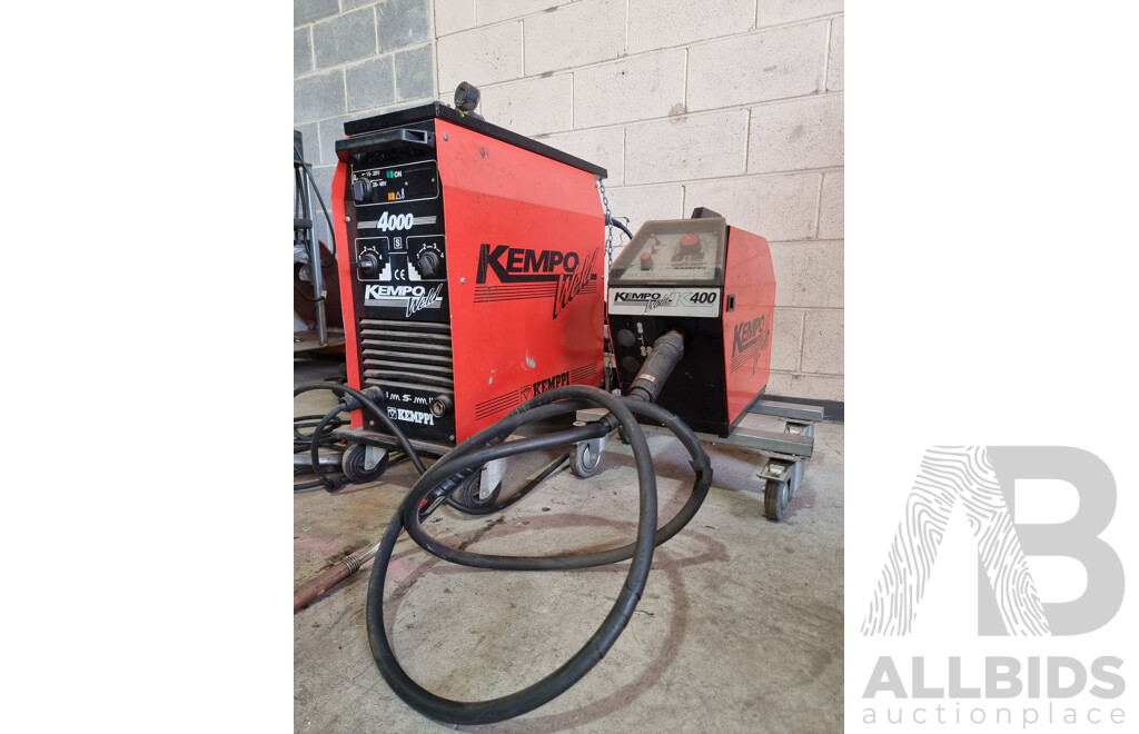 KEPPI 'KEMPO Weld 4000' Welder With KEPPI 'KEMPO Weld K400' Wire Feeder