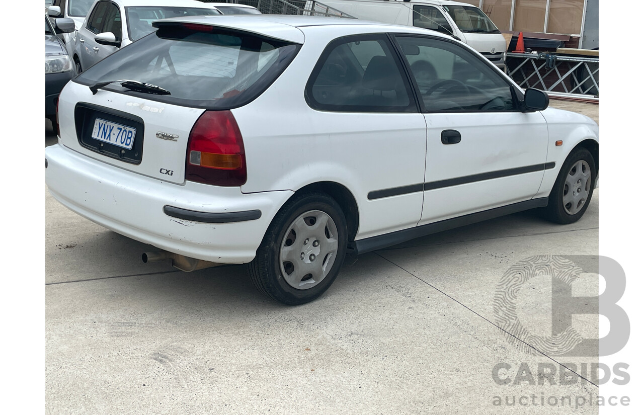 8/1998 Honda Civic CXi  3d Hatchback White 1.6L