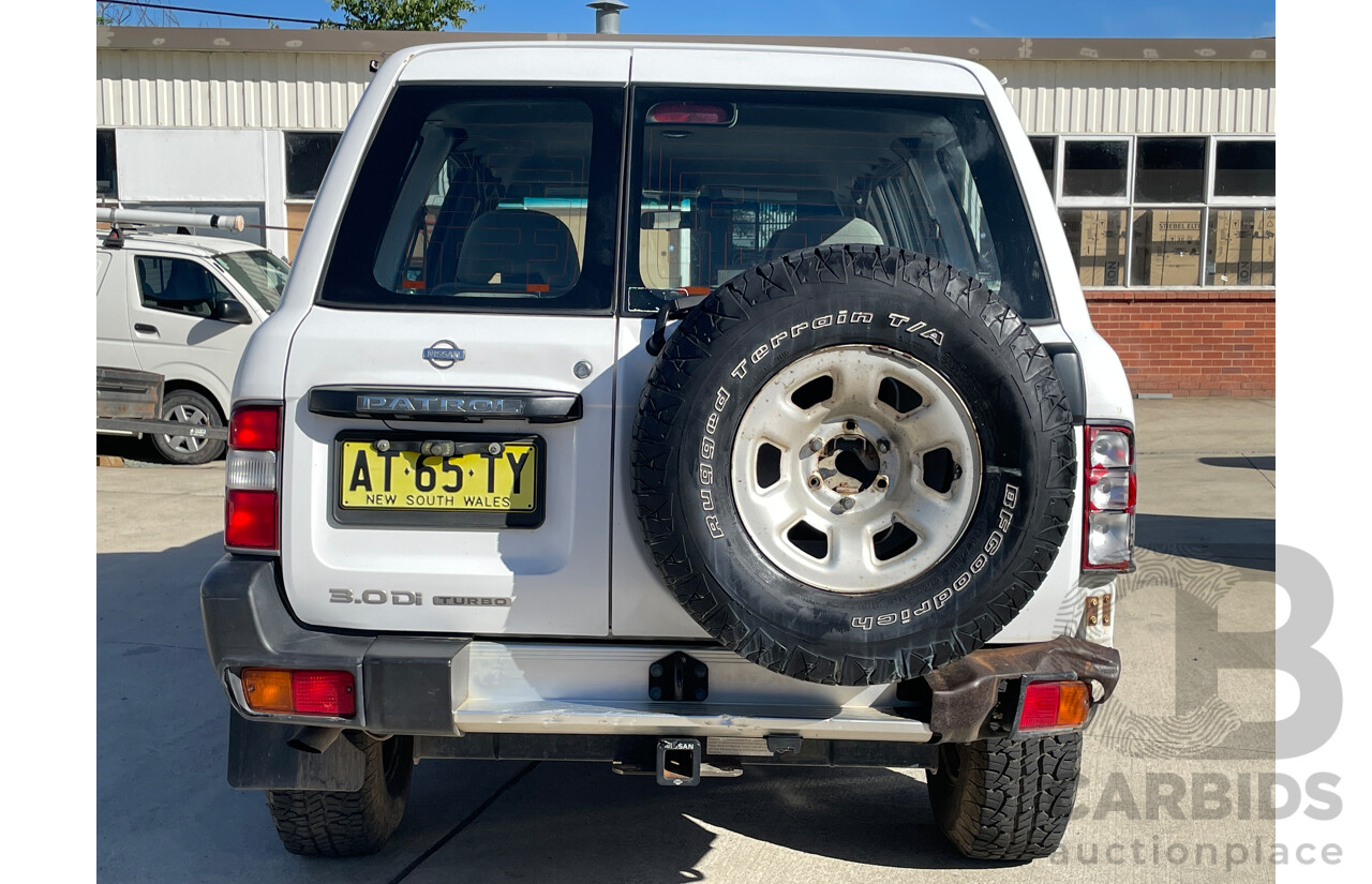 6/2001 Nissan Patrol ST (4x4) GU II 4d Wagon White 3.0L