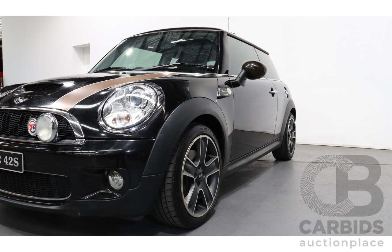 10/2010 Mini Cooper S Mayfair R56 2d Hatchback Black 1.6L Turbo