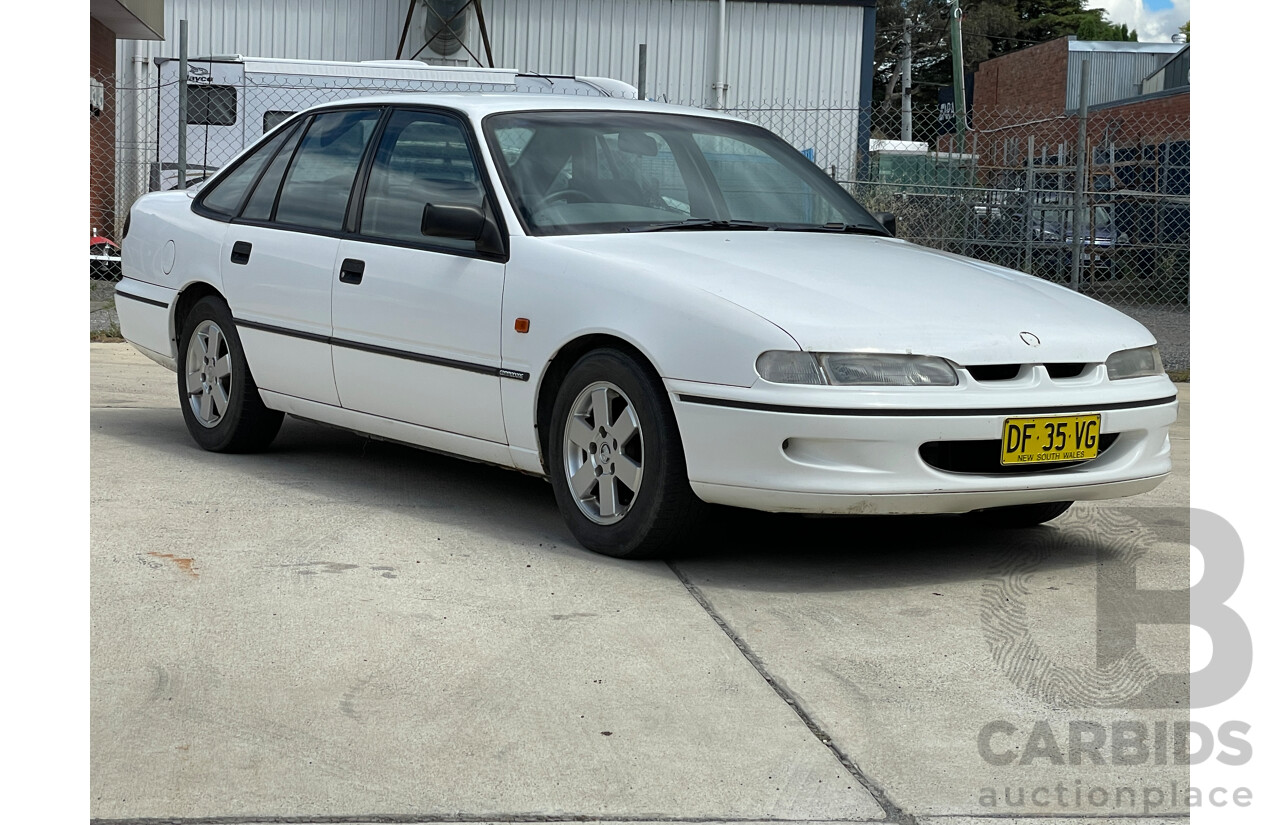 7/1994 Holden Commodore Executive VR 4d Sedan White 3.8L