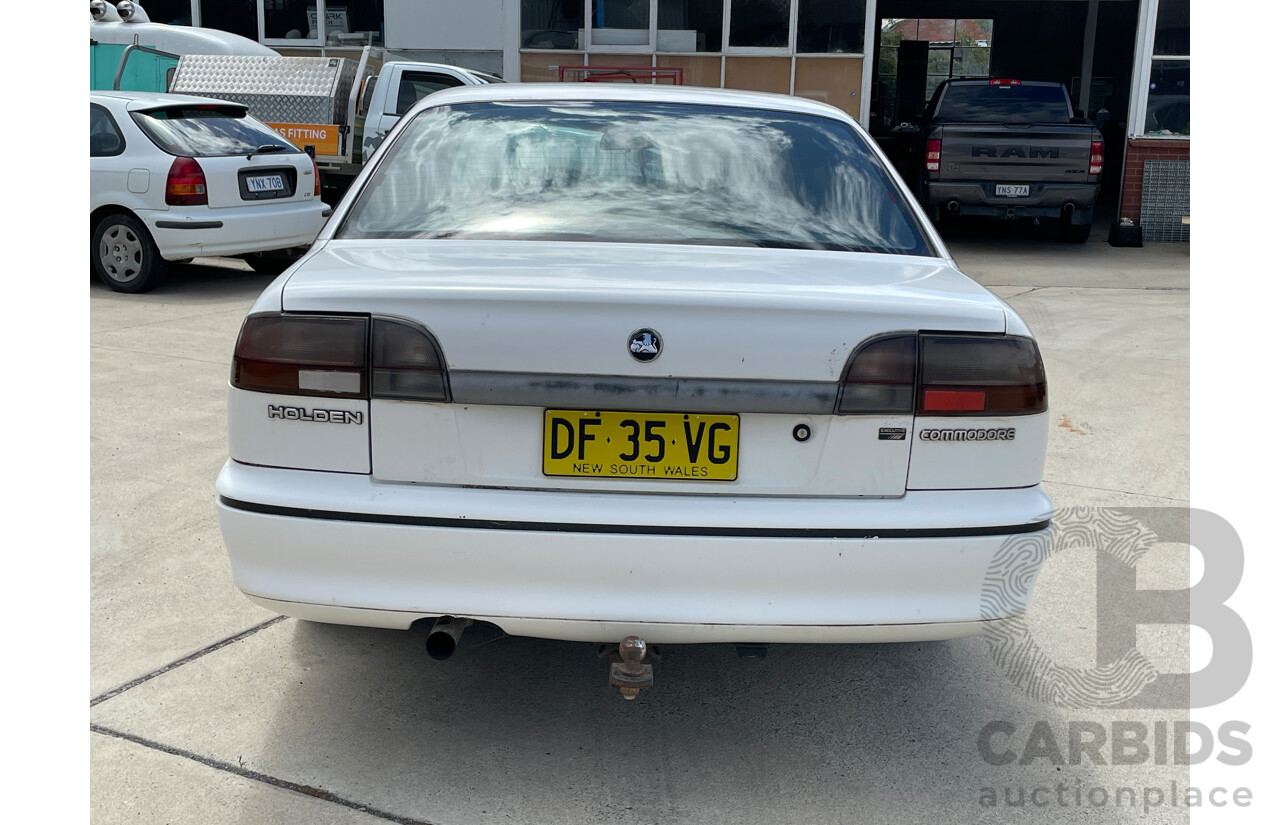 7/1994 Holden Commodore Executive VR 4d Sedan White 3.8L