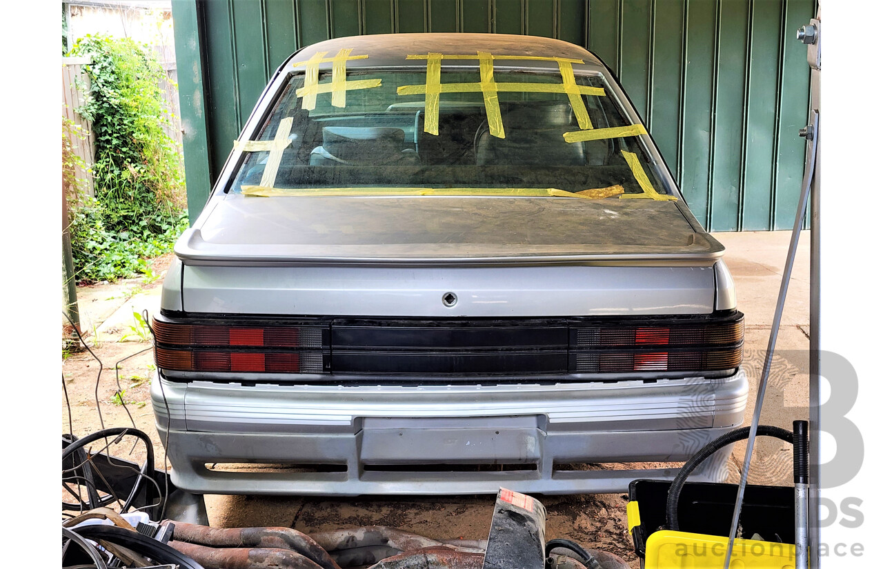 9/1984 Holden HDT VK Commodore SS Group 3 4d Sedan Asterioid Silver 5.0L V8 - Project Car with Spare Parts