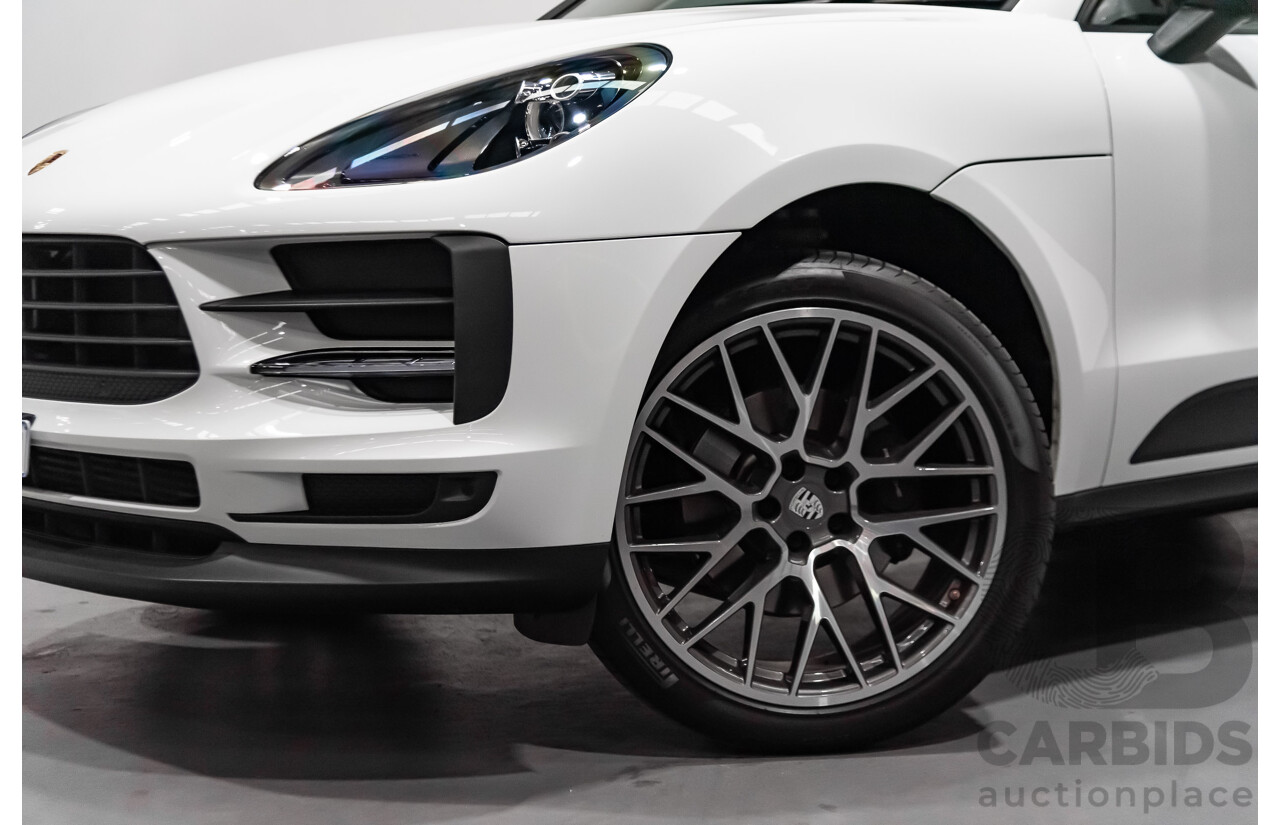8/2020 Porsche Macan MY20 4d Wagon White 2.0L Turbo