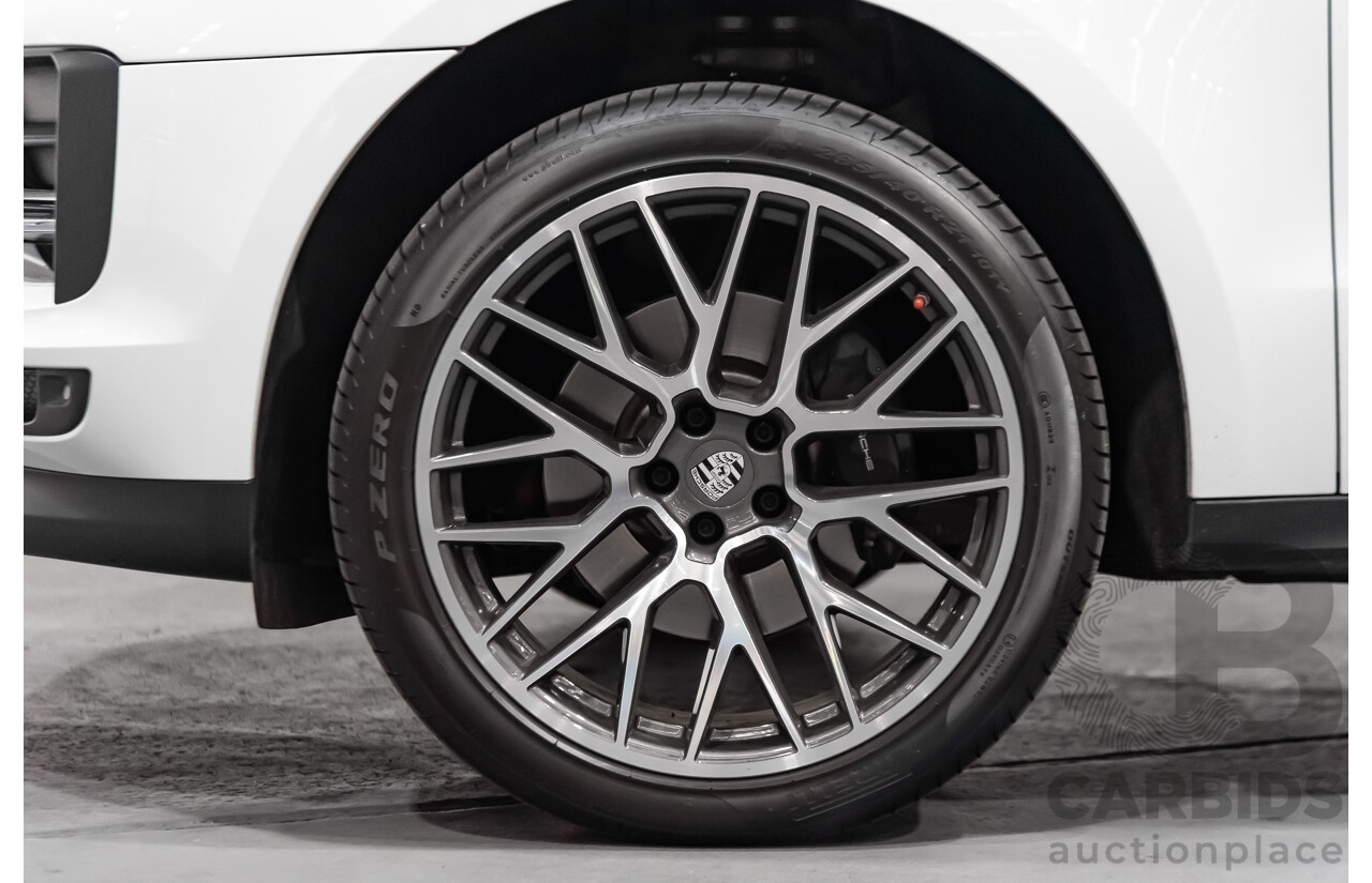 8/2020 Porsche Macan MY20 4d Wagon White 2.0L Turbo